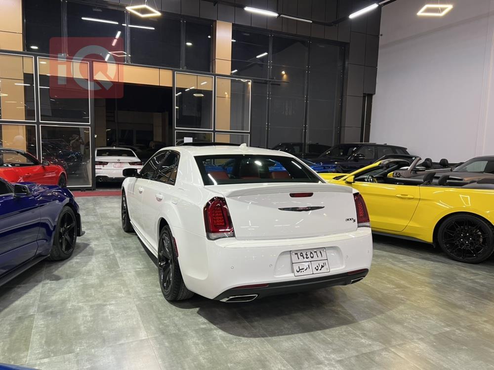Chrysler 300